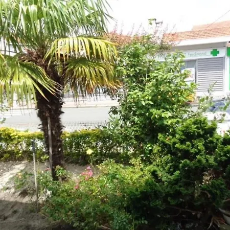 House Charmante Entierement Renovee Villa